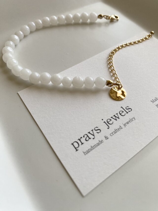 White Opal ホワイトオパールミルクガラスバロック6ｍｍ　ブレスレット・バングル　アジャスター仕様