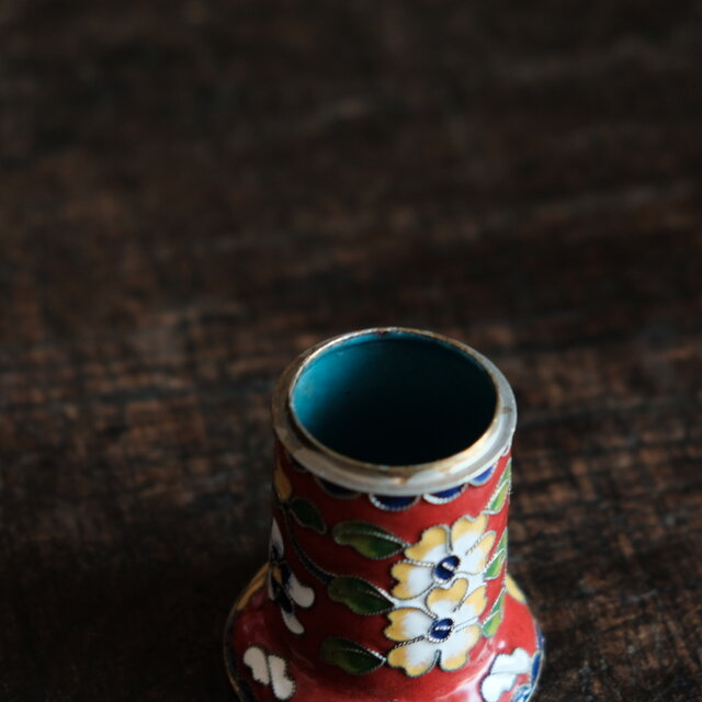 赤に草花◇中国七宝焼 小物入れ 楊枝入れ チャイナレトロ シノワズリ