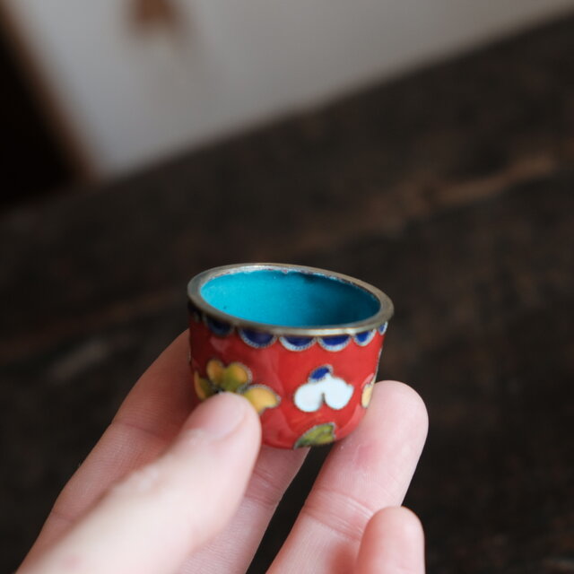 2621 七宝焼 茶入 梅柄 中国美術 小物入 2621 七宝焼 茶入 梅柄 中国