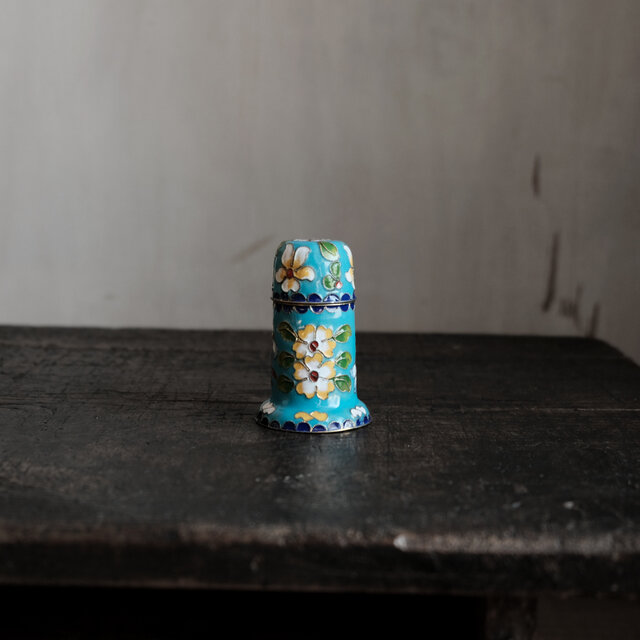 水色に草花◆中国七宝焼　小物入れ　楊枝入れ　チャイナレトロ　シノワズリ　インテリアオブジェ i1