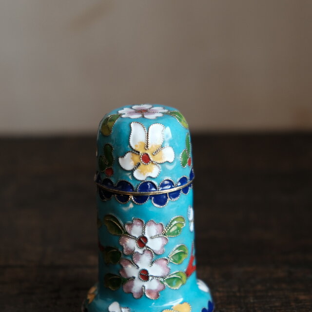 水色に草花◇中国七宝焼 小物入れ 楊枝入れ チャイナレトロ シノワズリ