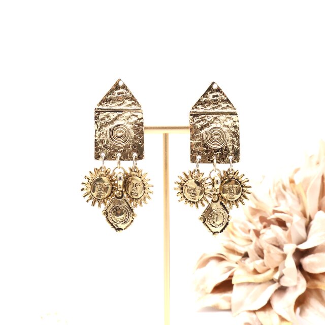 【フランス買付】ヴィンテージ サンモチーフ×アートメタル ゴールドイヤリング＊Statement Design1980s