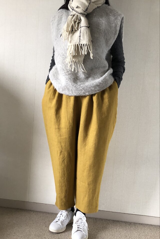 ラミーリネンウールのバルーンパンツ　カラシ色