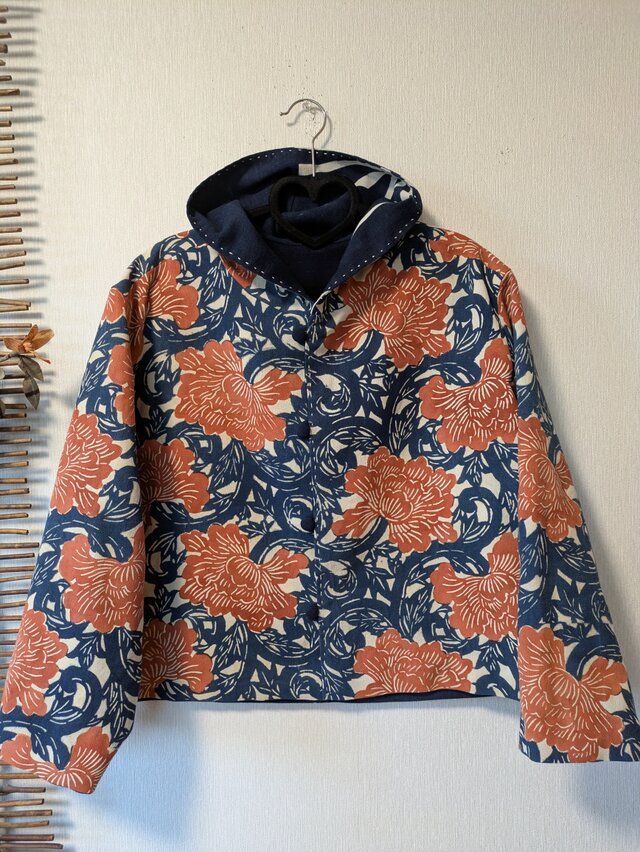 古布リメイク 松竹梅リバーシブルミニフードジャケット　筒描き　久留米絣　型染　古布　着物リメイク