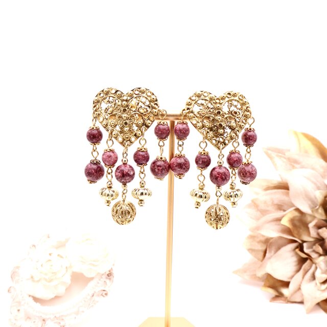 【フランス買付】ヴィンテージ フィリグリー×ボヘミアンビーズ ハートイヤリング＊Romantic Statement1970s