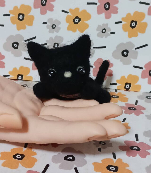 黒猫 羊毛フェルト　小さな猫ちゃんまったりーずーと子のままで居たいなぁ