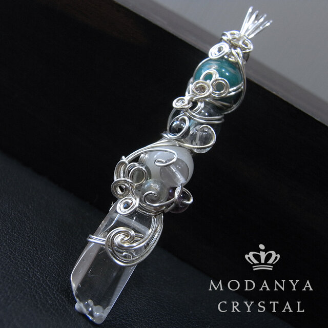 ロシアンアマゾナイト+フローライト+マザーオブパールのワイヤーワンドペンダントトップ1493