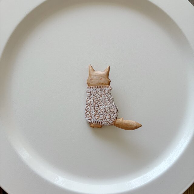 ねこ｜木のブローチ（受注制作）【ご注文から１ヶ月以内にお届け】