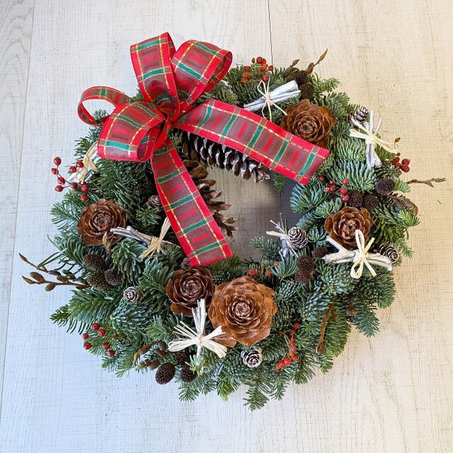 オレゴン産モミとヤシャブシのクリスマスリース | iichi 日々の暮らし