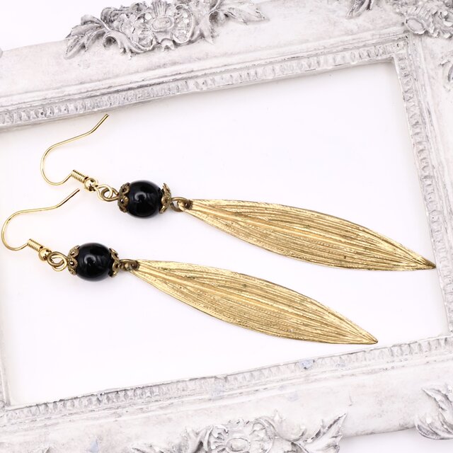 【フランス買付】ブラックビーズ×ロングリーフ ゴールドピアス＊Art Deco Chic1980s