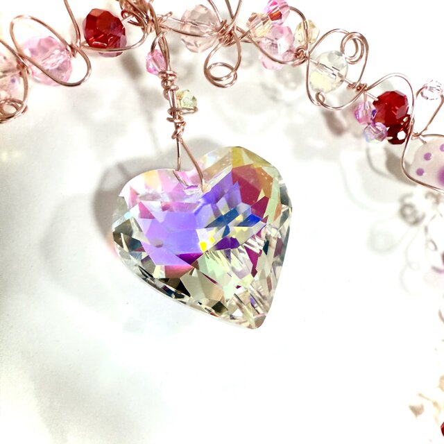 ソラトツナグサンキャッチャー ピンクのハート | iichi 日々の暮らしを