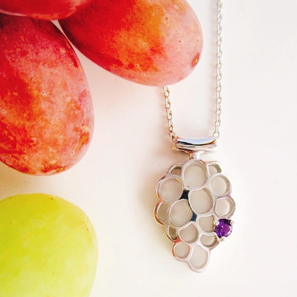 【iichi農園産】もぎたてブドウ•ネックレス【スターリングシルバー製/CZダイヤ/フルーツモチーフ】