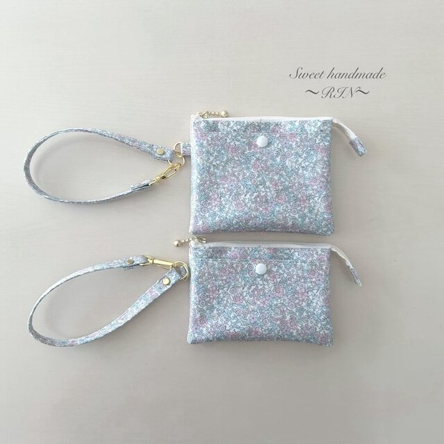 4ポケット ミニ財布ポーチ【お札2つ折り／3つ折り】デコレクションズ（A tiny flower／タイニーフラワー）