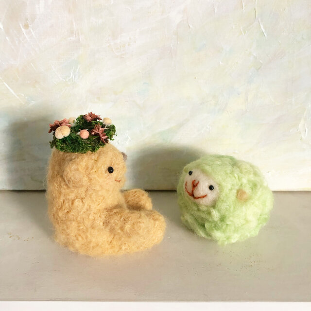 ちいさなテディベアと花かんむり | iichi 日々の暮らしを心地よくする