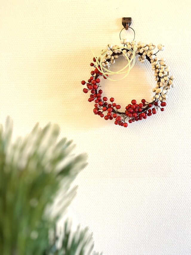 ♦受注制作♦ お正月. 紅白リース  ~ナンキンハゼと南天