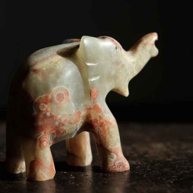 キュートな象◇天然石のオブジェ オニキス ビンテージ インテリア