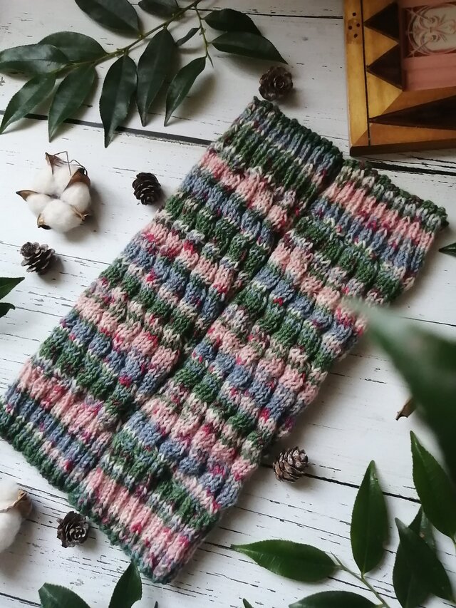 【М】桜〜オパール毛糸のスパイラル編みレッグウォーマー