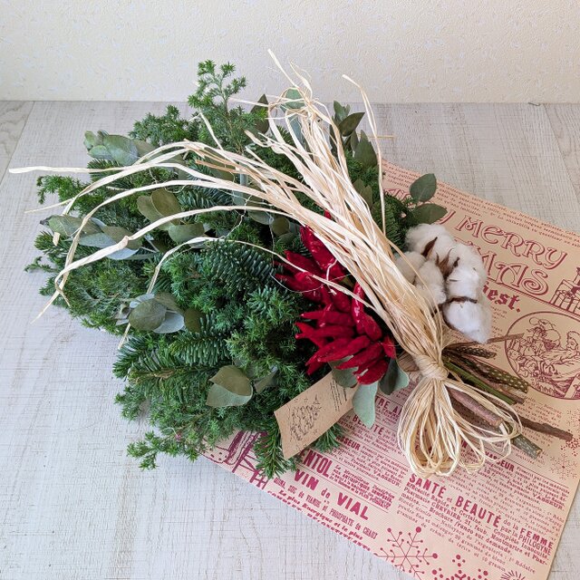 クリスマスが終わっても飾れる！！赤トウガラシのスワッグ