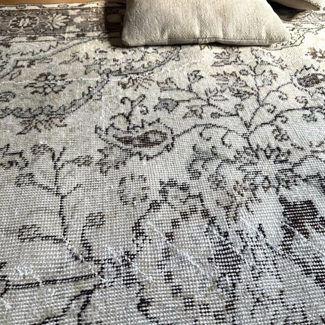 超大判161×285 メダリオン グレイ×クリーム トルコヴィンテージラグ