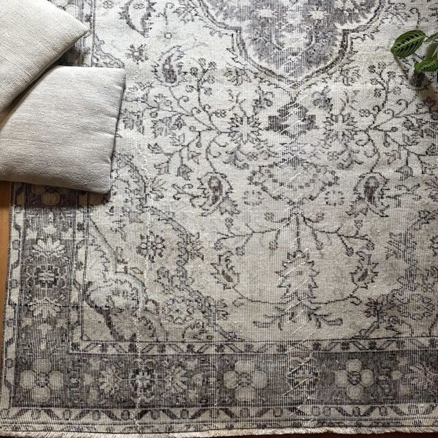 超大判161×285 メダリオン グレイ×クリーム トルコヴィンテージラグ