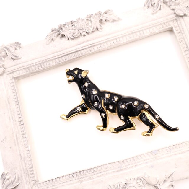 フランス買付】 ブラックパンサー エナメル×クリスタル ブローチ