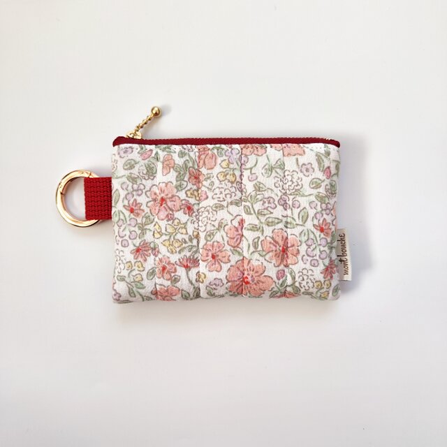 フランス製キルティング生地・カラビナ付きポーチ（rouge：赤）