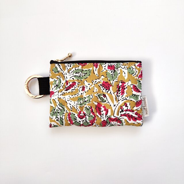 フランス製キルティング生地・カラビナ付きポーチ（noir：黒）