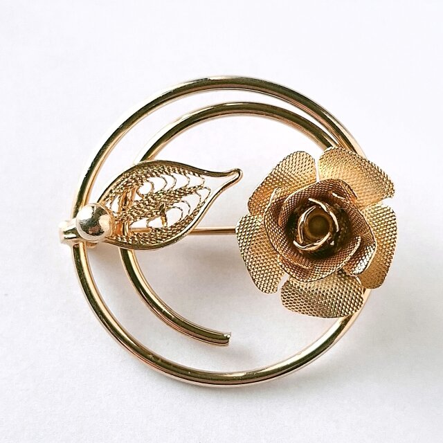 Sarah Coventry》 “Promise” サラコベントリー ヴィンテージブローチ