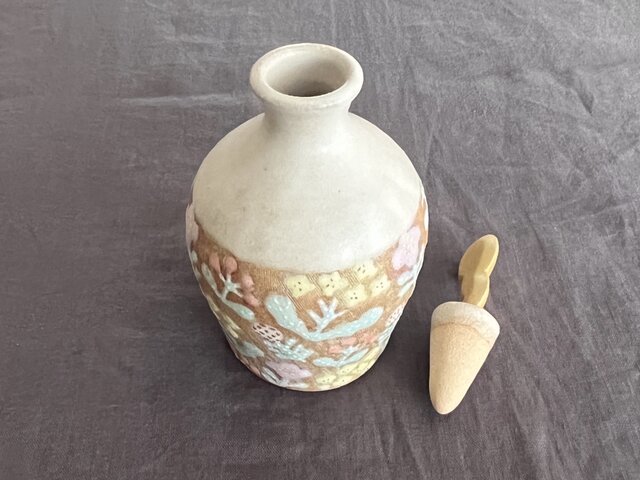 蓋付き花瓶 『花の香（かのか）』 | iichi 日々の暮らしを心地よくする