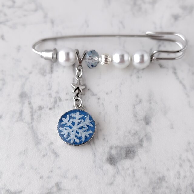 雪の結晶B＊手描きレジンのストールピン