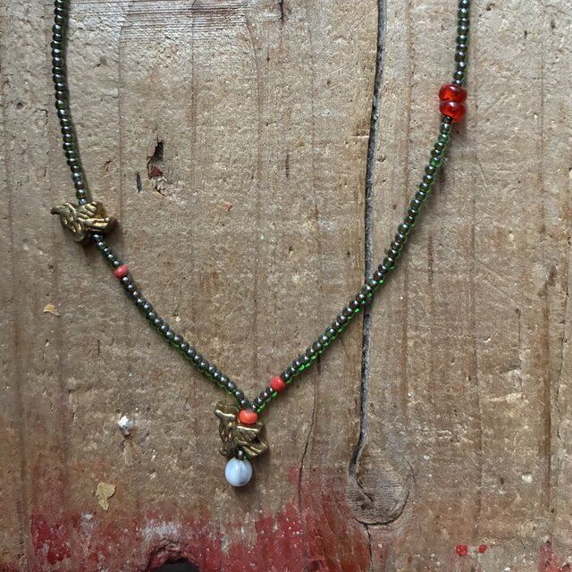 ＊古のフリーダムなネックレス＠ブラス鳥モチーフビーズ+フランスのデッドストックビーズ＋アジア渡の古いビーズ類