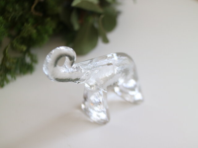 Kosta Boda コスタボダ / ガラスのオブジェ ゾウ 小 No.6198 | iichi