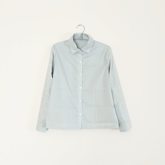 刺繍　長袖ブラウス　ペパーミント