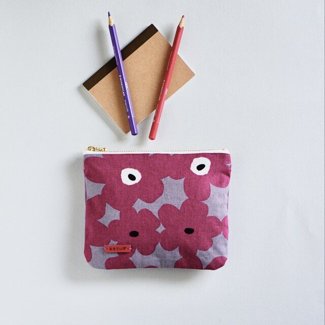 鮮やかパープル花柄のスクエアポーチ16cm