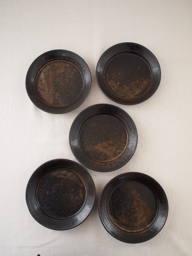 【アウトレット】黒釉プレート皿・17.5㎝のコピー