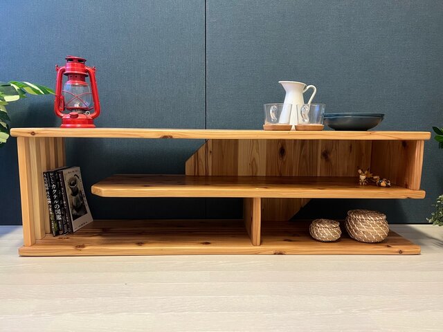 送料無料】 テレビボード 棚板付き 縦格子型 シェルフ 小物置き 杉