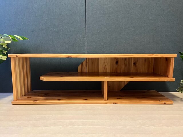 送料無料】 テレビボード 棚板付き 縦格子型 シェルフ 小物置き 杉