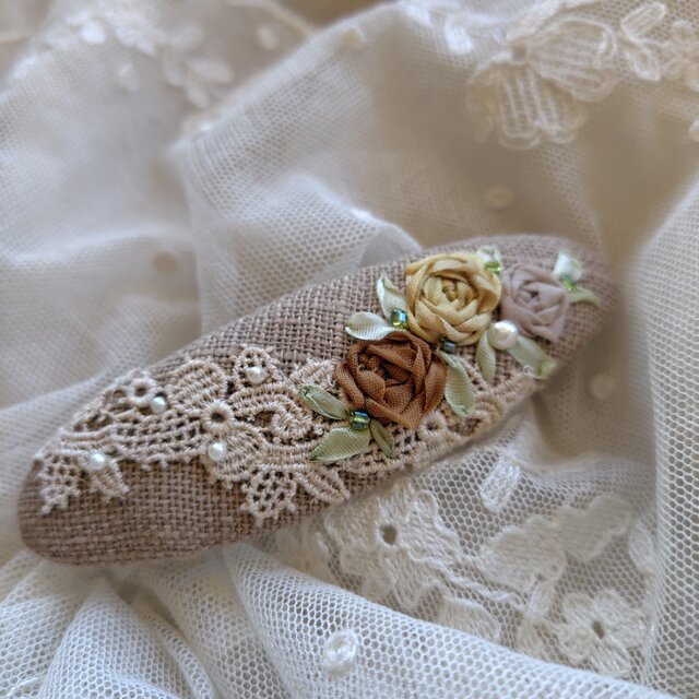 アンティークレース*リボン刺繍*バレッタ*a