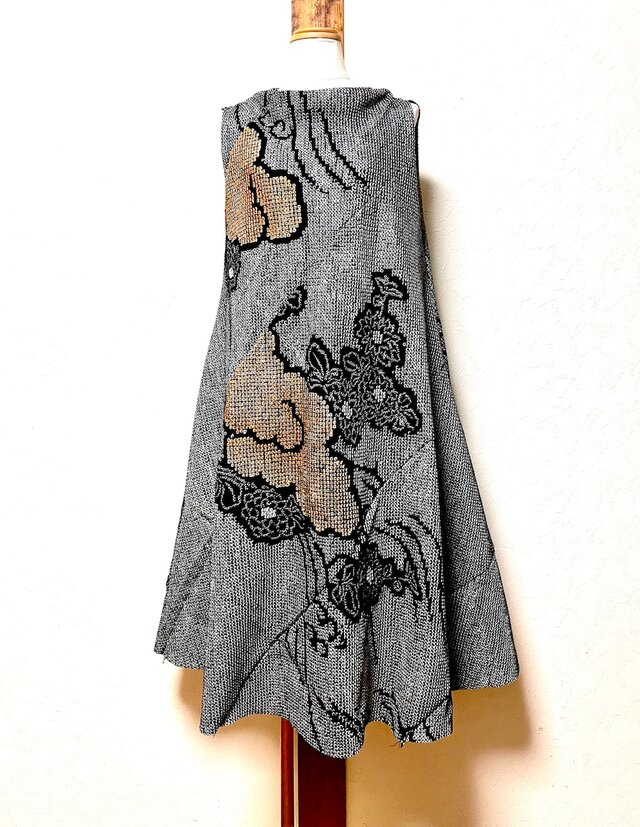 絞りのアンサンブルワンピース 着物リメイク | iichi 日々の暮らしを