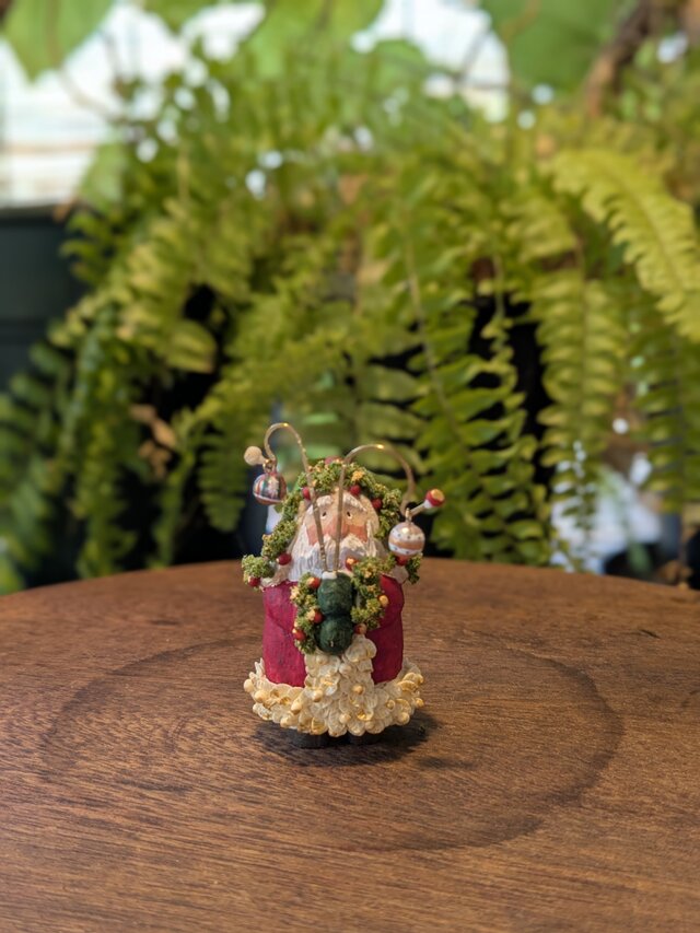 サンタクロース　　揺れるオーナメント