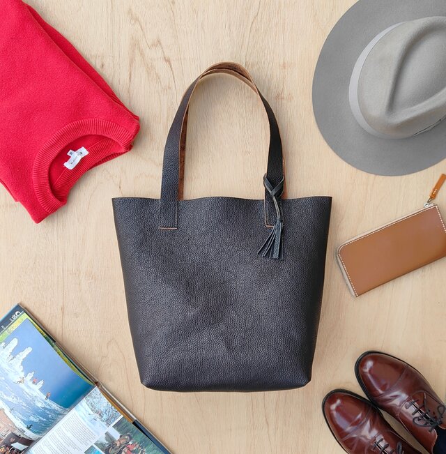 ★一枚革のBASIC レザートートバッグ（A4/メンズ/レディース/シンプル/プレゼント/ビックサイズ/大きい）ブラック