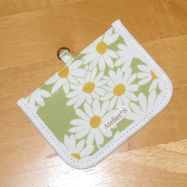 カードホルダー/パスケース★マーガレット柄（グリーン）