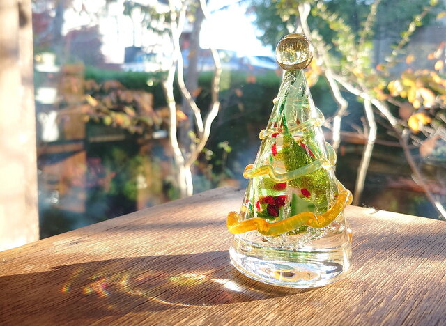 ガラスのクリスマスツリー（シャーズシリーズ） | iichi 日々の暮らし