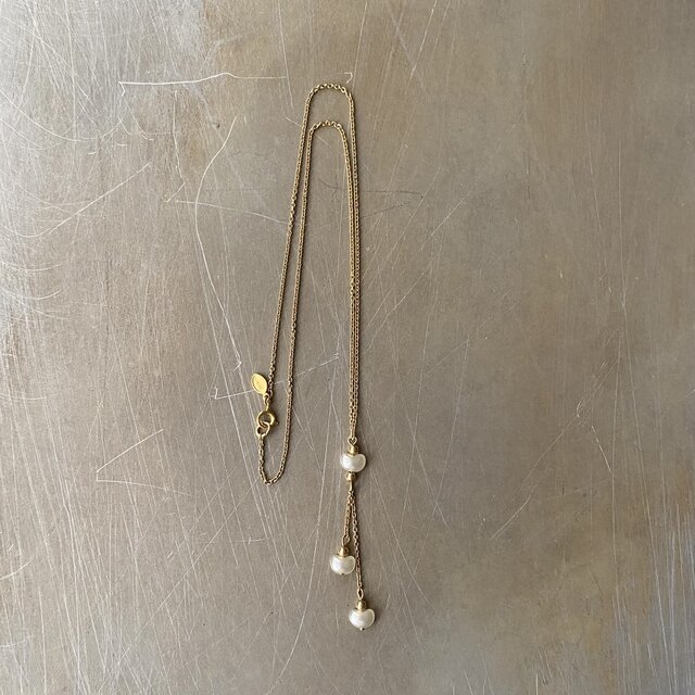 Vintage 80s USA AVON heart pearl necklace