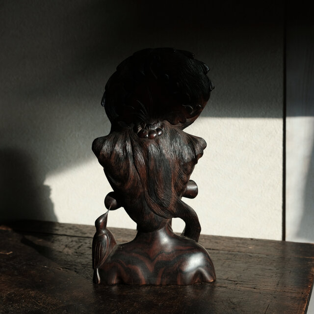 インドネシア・バリ島産◇木彫りの女神 鳥 オブジェ インテリア 工芸品