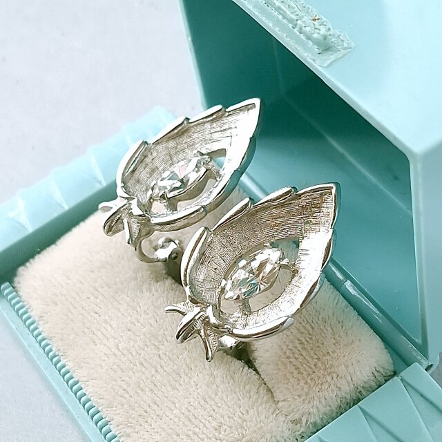 Sarah Coventry》 “Crystal Navette” サラコベントリー ヴィンテージ