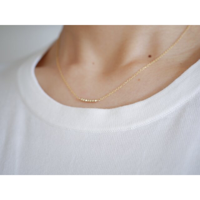 星屑 ｜14kgf 小さなゴールドビーズ 上品なゴールドネックレス