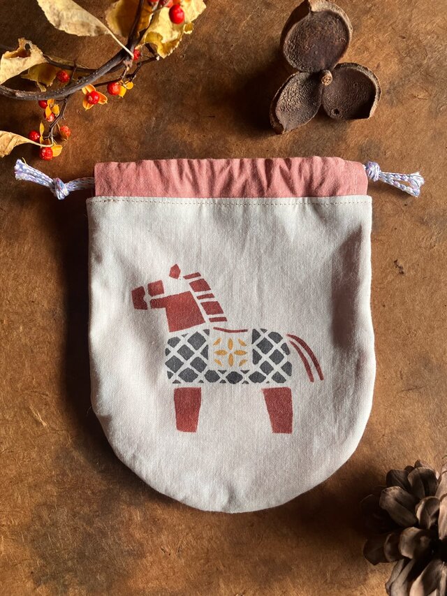 ベンガラ泥染め染め巾着　午a