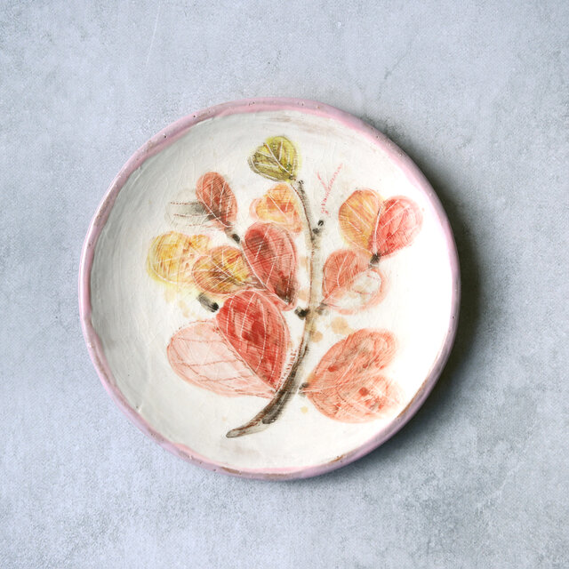 レッドリーフ（秋）の手描き絵皿Ⅱ