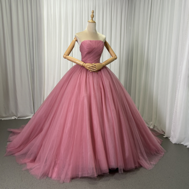 カラードレス ローズピンク ベアトップ 可愛い プリンセスライン 編み上げ 花嫁 前撮り